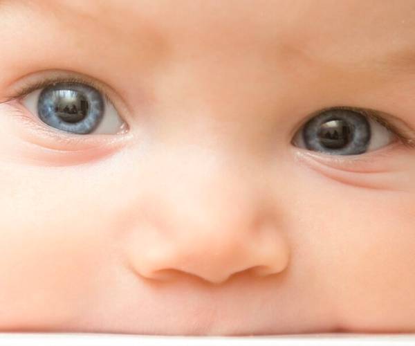 Развој на видот кај деца 