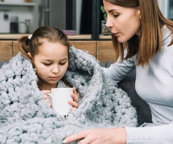 What helps with a cold? How to ease symptoms and help your body recover
