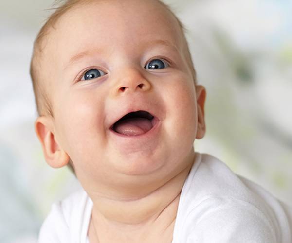 Како и кога расте мозокот на бебето?