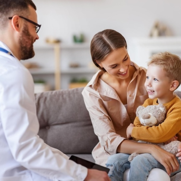 Vitamini i masne kiseline kod atopijskog dermatitisa kod dece: šta kaže nauka?